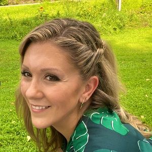 Meet your Posher, Jacqueline